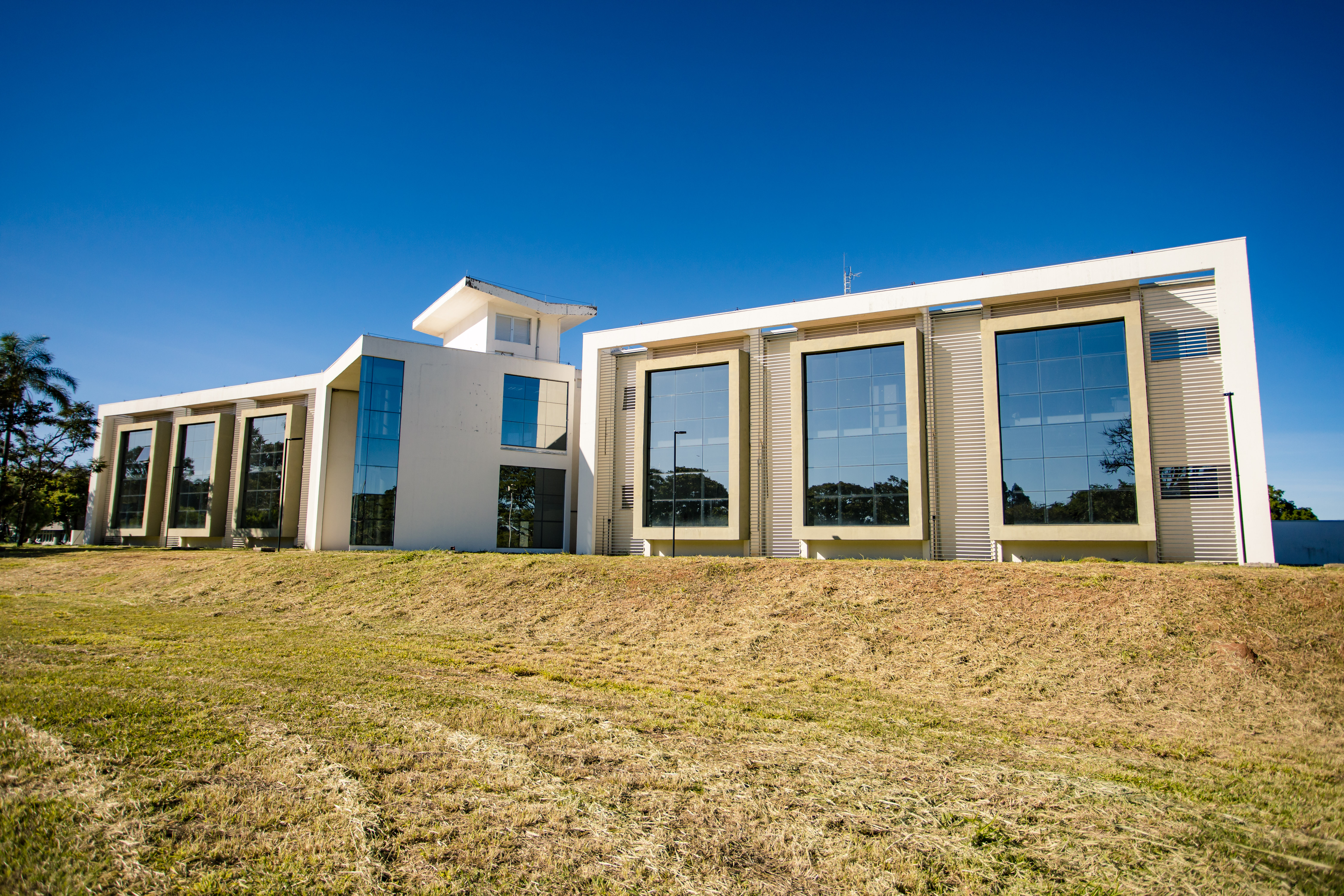 Evento será no edifício Sérgio Mascarenhas, sede do IEAE (Foto: Walter Milaneto)